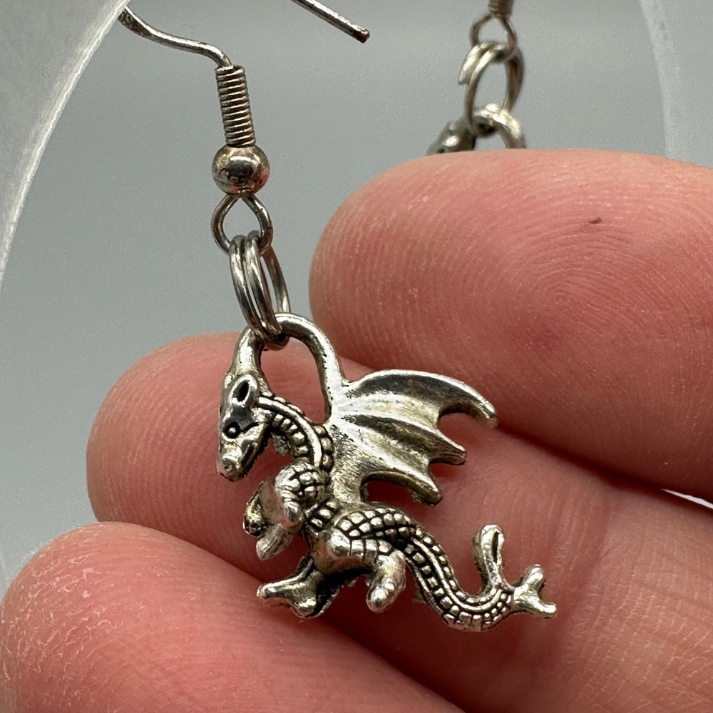 Silver Tone Dragon Dangle Earrings Goth LOTR Fantasy